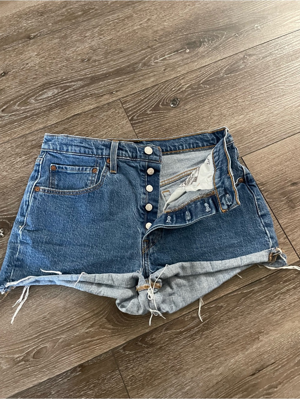 Levi’s 501 Original High Rise Cutoff Denim Shorts W30